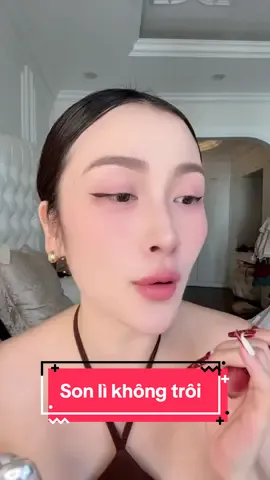 Son lì nhung mịn không trôi#makeup #xuhuong #me4con #son 