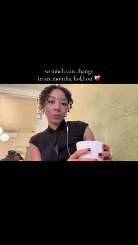 as quickly as things can change for the worst, they can also change just as quickly for the better. i believe that there is always a reward on the other side of pain, as hard as it is to believe when you’re in it. ❤️‍🩹🫂 #fyp #lifelessons #selfhelp #pain #sixmonths 