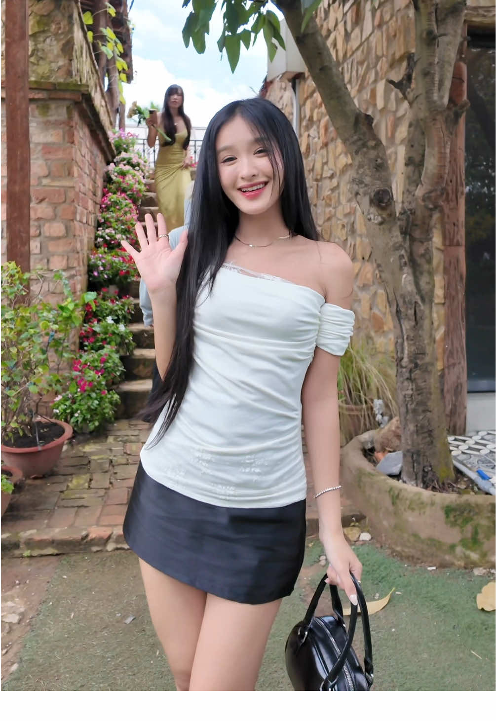 Một combo quá hoàn hảo đúng không các nàng ơi😝#orimi #macdepmoingay #outfit #xuhuong #OOTD 