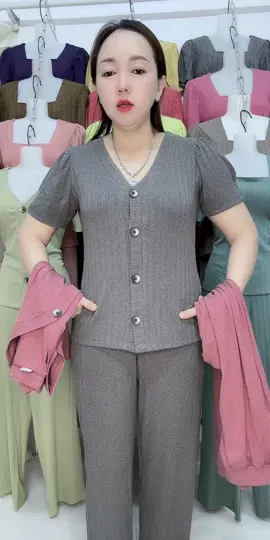 Đồ bộ nữ phom hàng thiết kế cổ tim tay xếp nhúng quần dài ống suông  có size từ 45kg đến 72kg mặc vừa#myhangonl #xuhuongtiktok #thoitrangnu 