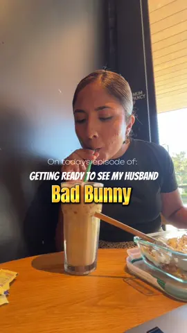BAD BUNNY NAILS BY JUDY 🙂‍↕️🥰💅 #workvlog #badbunnynails 