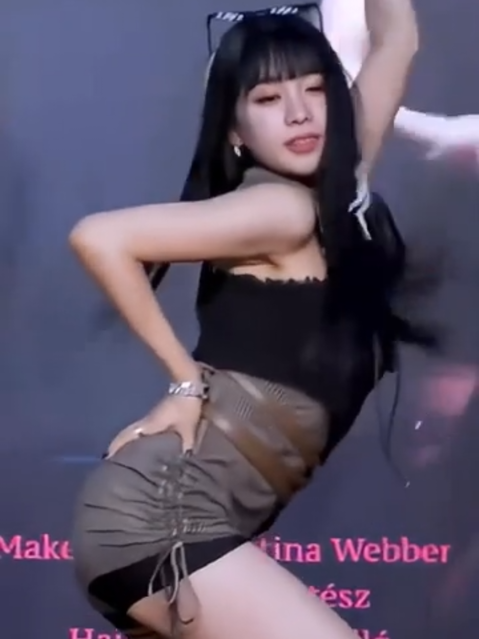 KISS OF LIFE NATTY #kpop #fyp #hot #fancam #boingboing 