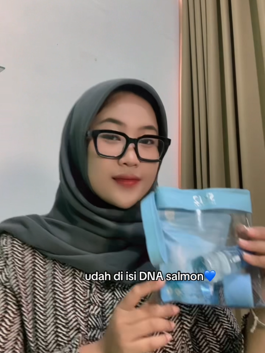 maaf sudah diisi full sama DNA Salmon💙 #dnasalmonsr12 #sr12 #sr12herbalskincare 