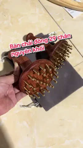 Bàn chải đồng 29 chân nguyên khối giúp chải cơ bàn hàn hiệu quả #xuhuong #massage #spa #trilieu #duongsinh 