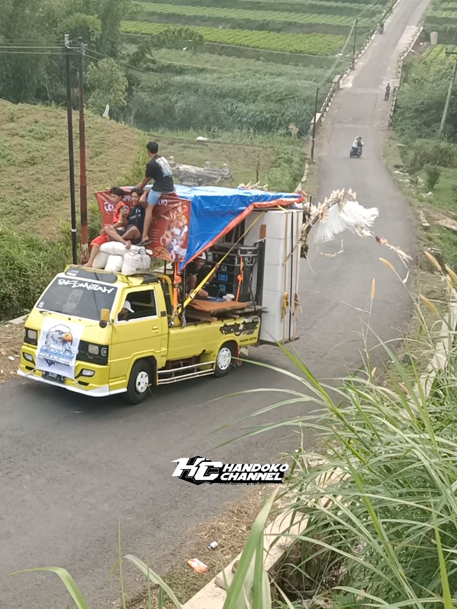 To ganjel to..... 😅 #handokochannel #soundkarnaval #soundviral #viraltiktok #fypシ 