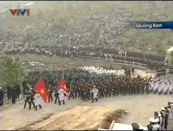 Đoàn xe đưa đại tướng về nơi an nghỉ cuối cùng tại ngọn núi Thọ, mũi Rồng ở vùng biển Vũng Chùa- Đảo Yến thuộc dãy Hoành Sơn đâm ngang ra biển #donglichsuvietnam #vonguyengiap #xuhuongtiktok #xuhuong 