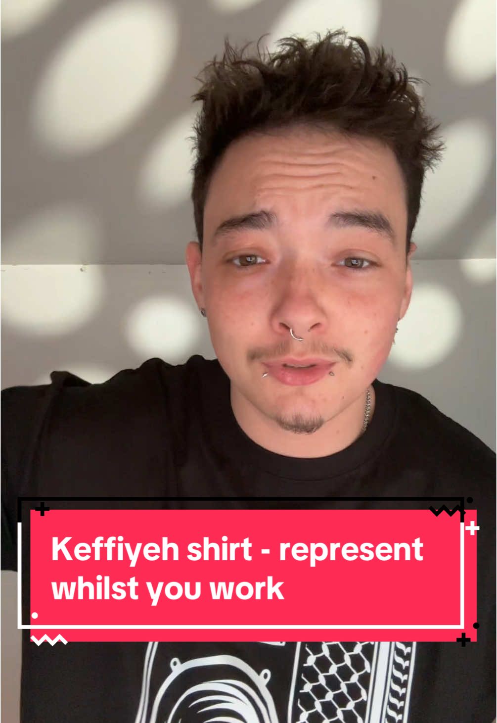 MAKE SOME NOISE ☮️🕊️ #keffiyeh #palestineshirt #palestinetiktok #fyp #keffiyehtutorial 