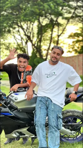 Amra sob somoy pashe aci @djonik104 #farhanahmedprottoy_09 