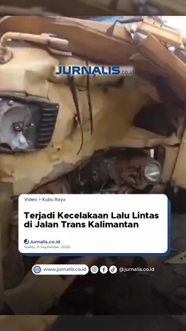 Terjadi kecelakaan lalu lintas di Jalan Trans Kalimantan, tepatnya di area Parit Masigi, Kubu Raya, Sabtu (06/09/2025). Hingga saat ini, kondisi korban dan penyebab kecelakaan belum diketahui. #jalantranskalimantan #kuburaya 