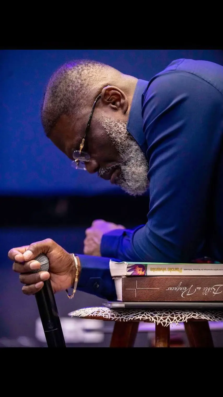 Quand quelqu’un vous déteste évitez de partager un repas avec lui#pasteur #prophetefrancisngawala #chretien #chretienne #eglise #eglisechretienne 