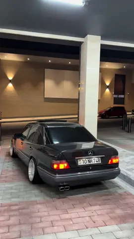Qüsursuz) #azerbaijan #keşfet #mercedesw124 #videography #aztagram 