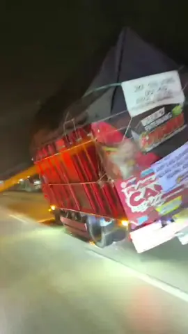 yg asli ada cap badaknya 💨🔥 #truklovers #trukoleng #trukmaniaindonesia #storytruck #trukmodifikasi 