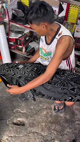 Indo seat cover Full Smoke 3D Carbon Seat F1. Indo seat cover RJb #indoseatcover #indoconceptseatcover #indoseatcover🇮🇩 #seatcover #hondaclickseatcover 