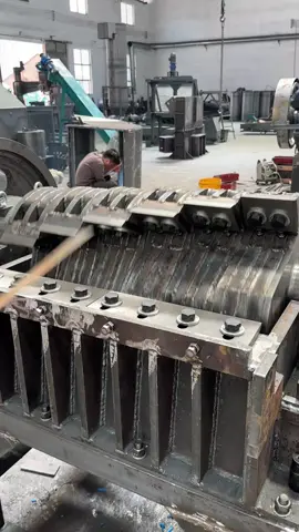 #plasticcrusher #plasticcrusherfatory #plasticcrushing #plasticcrusherprice #plasticcrushermachine 