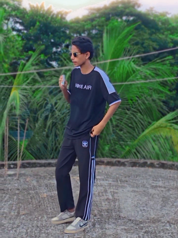 😣🌸#fyp #cinematic #slowmo #bdtiktokofficial #trending 