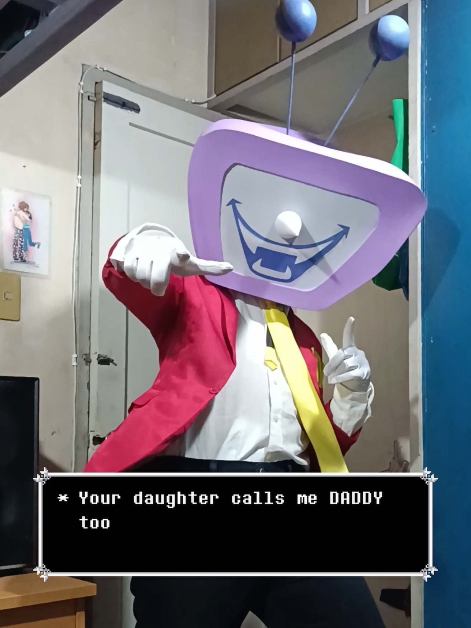 I LOVE TV I LOVE TV!! #deltarune #tenna #clanker #robot #tennacosplay #cosplay #tvhead #fyp #xybca #foryou