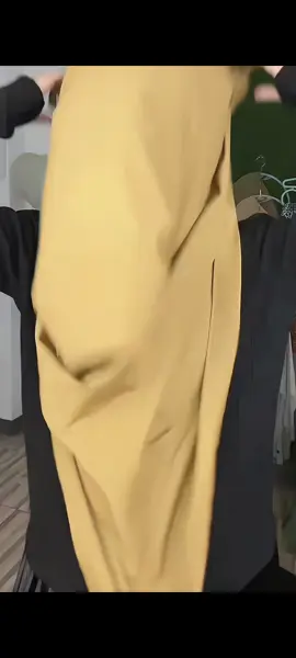 Hijab instan pet bulan sabit size L. Bahan jersey premium. Bahan lembut, adem dan nyaman dipakai.  Collection by aulia hijab #hijabinstan #bergojumbo 