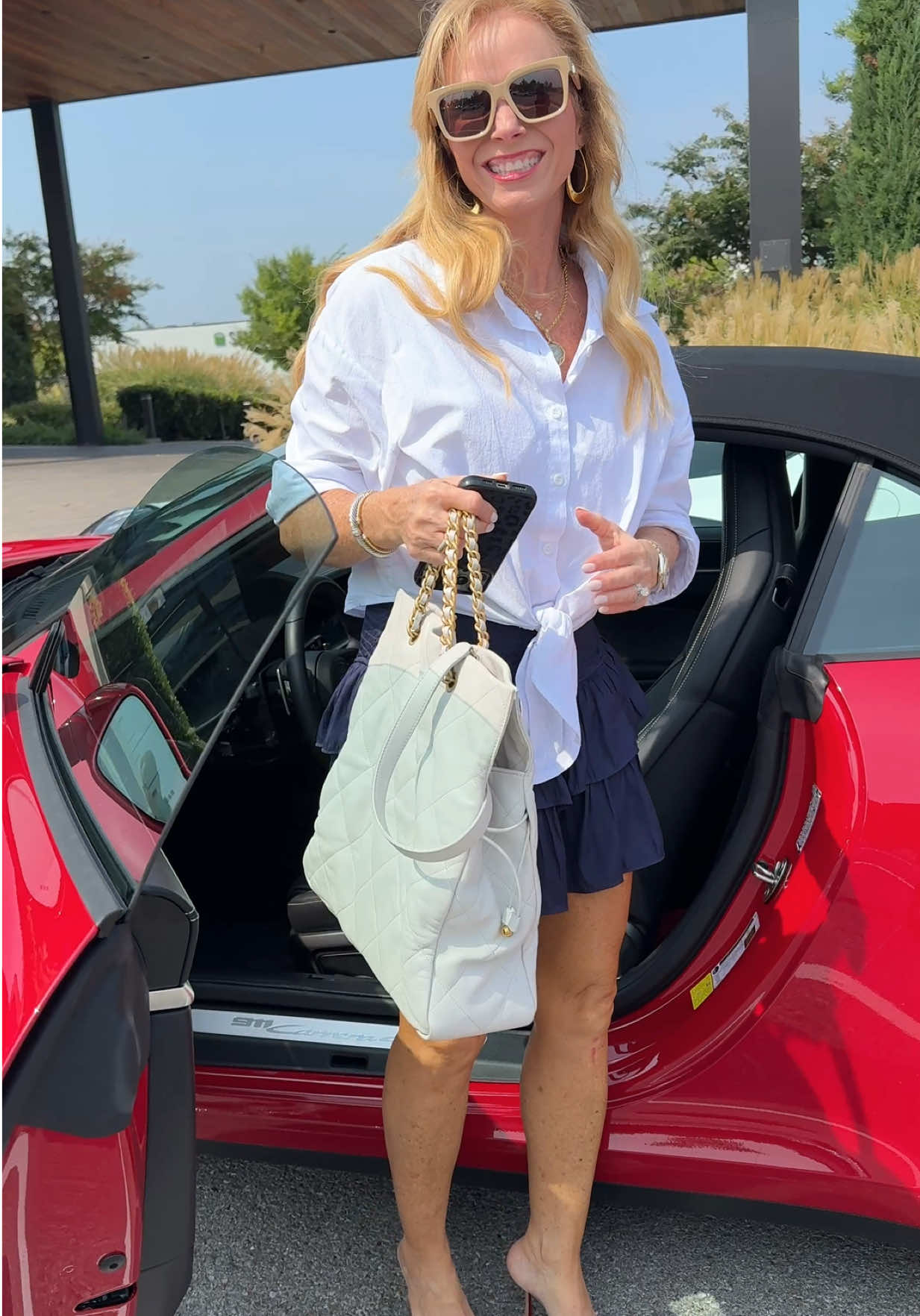 Took 2 of the convertibles to our Perry’s Friday lunch. I love driving with Melissa ❤️