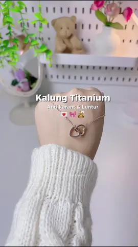 Kalung titanium cantik#kalungwanita #kalungtitanium #kalungtitaniumantikarat #necklace 
