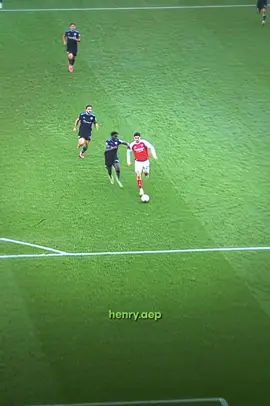 Will he ever score a goal like this in a important game?😭| IB@ae.onii #fyp #footballedit #arsenalfc #kaihavertz 