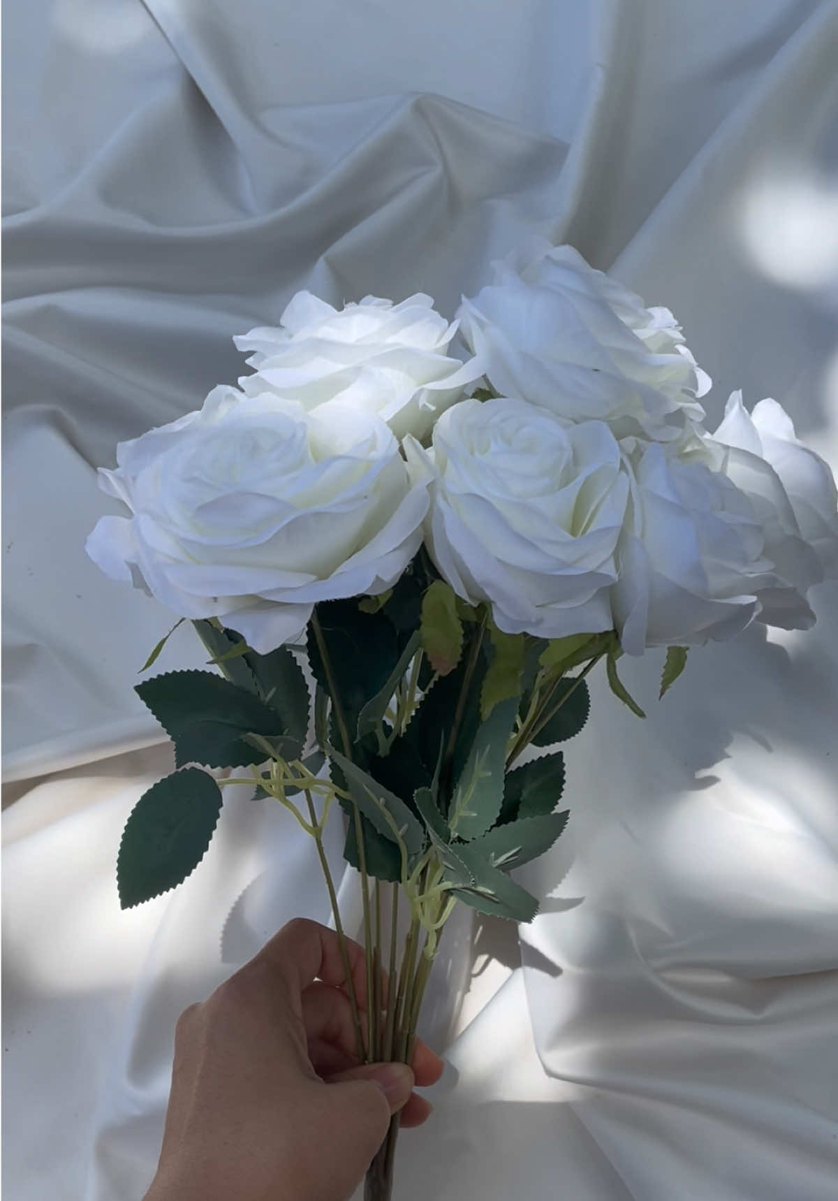 Ito lang talaga ang tinatangap kong plastic, kasi apakaganda nyang pang display ang design mhiee🥹😩 #flower #flowers #fyp #foryou #design 