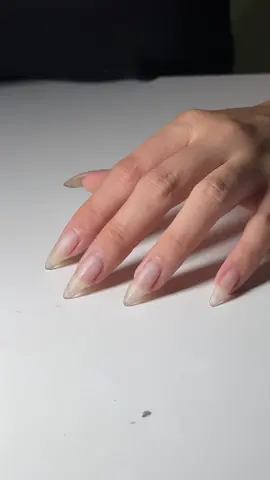 Người yêu có thể không có, nhưng nail đẹp thì phải có liền nha 🤭 #alohanail #xuhuong #nailthaodien #naildaily #nail 