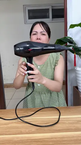 Máy sấy tóc#hegiare #maysaytoc #maysaytoc2chieu 