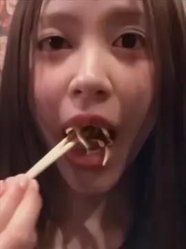 makan yg banyak remen🫶 #카르멘 #carmen #hearts2hearts #carmensoovv 