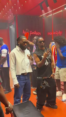 @jeriq at @highfashion__jago with @Burna Boy 😁😁🚧🚧🚧 no sign of weakness #fyp #iyoocartel #ODG #burnaboy 