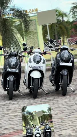 🖤🕊️🖤#fyp #scoopy #ktstyle #scoopymodifikasi #platbm_official🏁 @GILDAN @𝗠𝗢𝗗𝗨𝗦 | 𝗧𝗘𝗠𝗣𝗟𝗔𝗧𝗘 @𝑫𝑰𝑴𝑨𝑺 @YOGI 