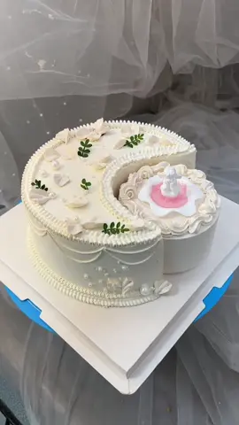 #fyp #foryoupage #cutecake #cakedecorating #suncake 