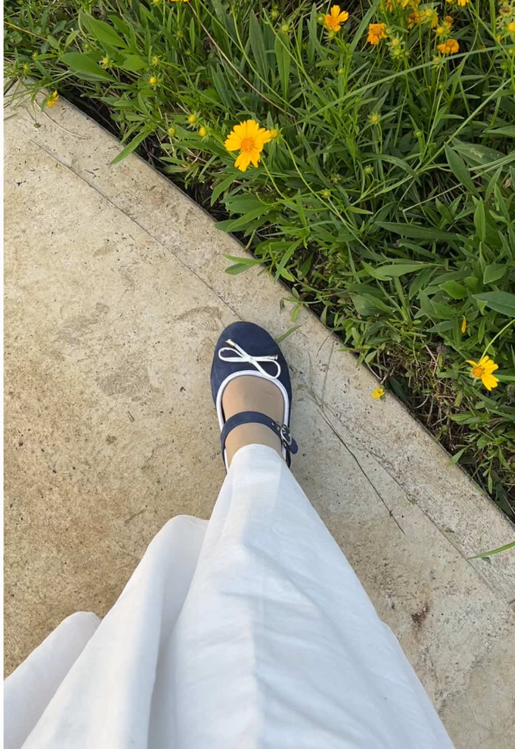 #flatshoes #shoes #OOTD #fashion #sepatuwanita 