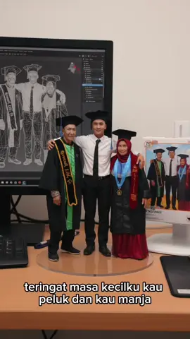#CapCut  Ikut trend buat miniatur momen di hari sangat bahagia bersama orang tua.  Yang mau juga, bisa diajarkan tutir cara buatnya.  #miniatur #gemini #fyp #viral 