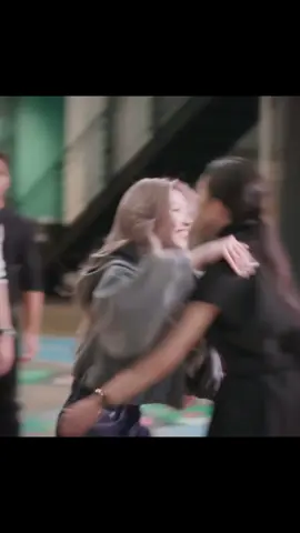 Tình yêu của sự nuông chiều 🥰🥰🥰#onlyyou #linglingkwong #ormkornnaphat #lingorm #CapCut 