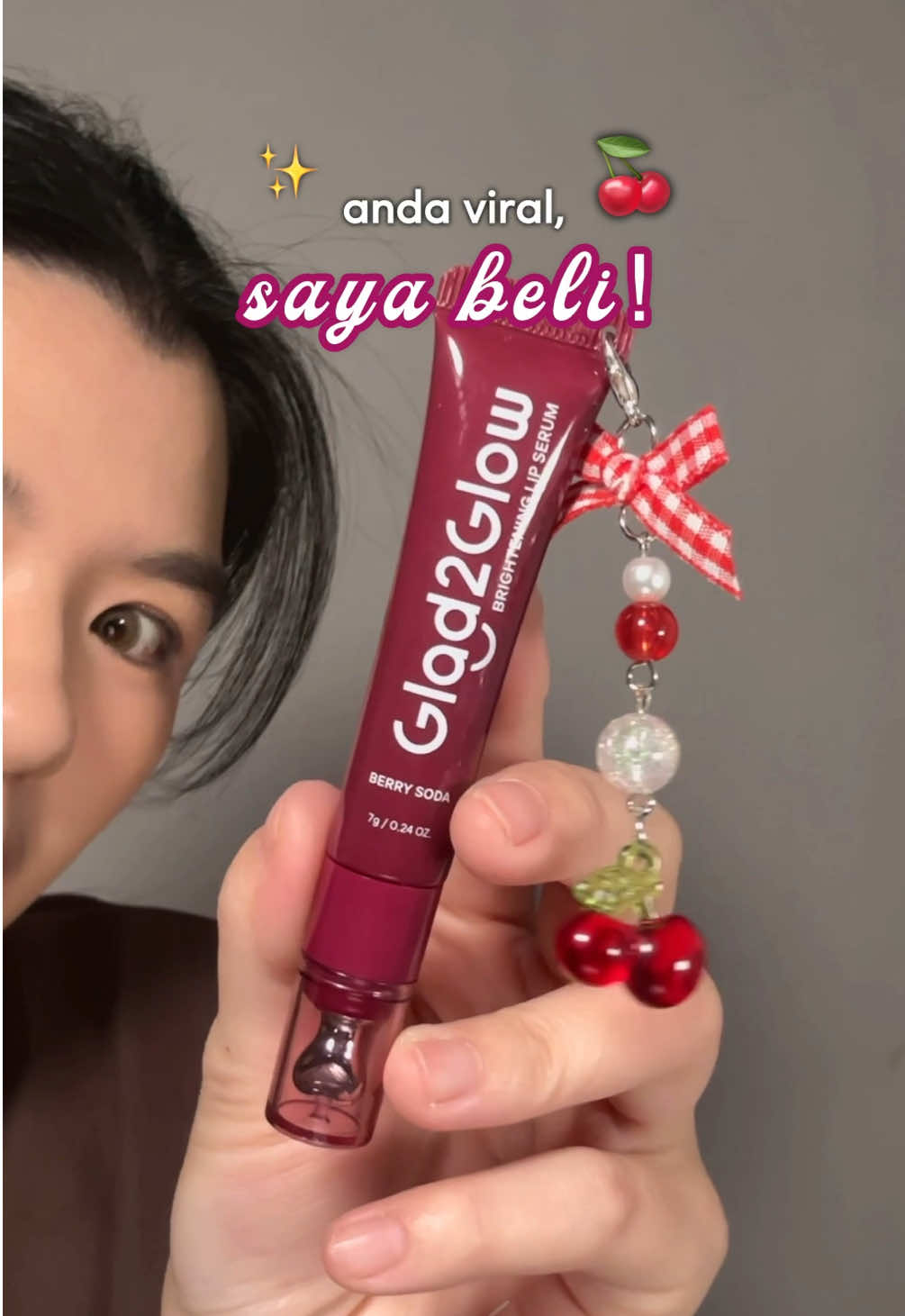 Glad2Glow Brightening Lip Serum — Berry Soda 🍒 #g2g #tintedlipserum #lipbalm #tintedlipbalm #lipmask #lipswatches #lipcharm 