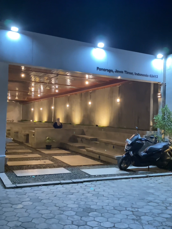 menurut kalian apa yang bikin pengen kembali terus ke PesKop ? komen yuk👉🏻😙 #tempatnongkrong #ngopi #cafe #ponorogo #fyppppppppppppppppppppppp 