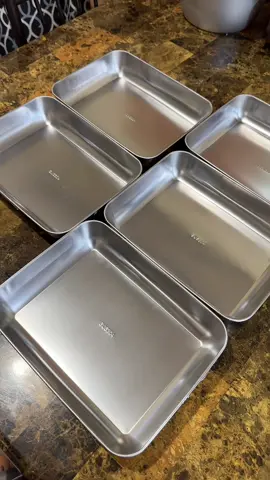 Perfect to ngayong pasko. May paglalagyan na yung mga foods natin #foodbox #stainlesssteel #stainlesssteelfoodcontainer #storagebox #304stainlesssteel 
