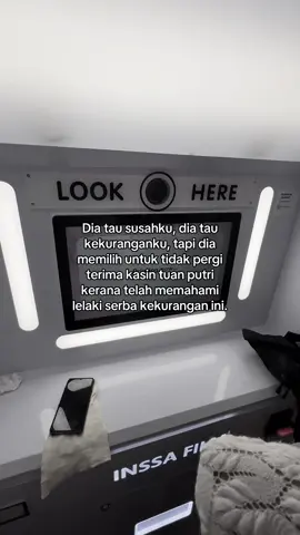 suka tengok dia happy🫠🤍 