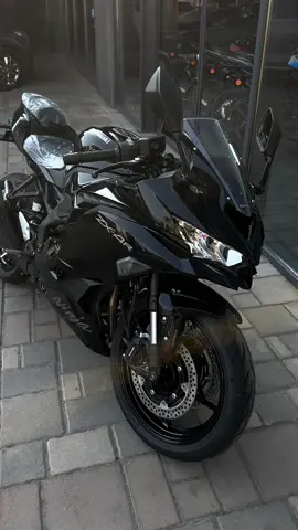 Kimlər idi Kawasaki zx4r istəyən buyurun gəlin 😍😍😍 #kesfetteyiz #kesfett #kesfetbeniöneçıkart #kawasaki #kawasakininja @kawasaki.azerbaijan 