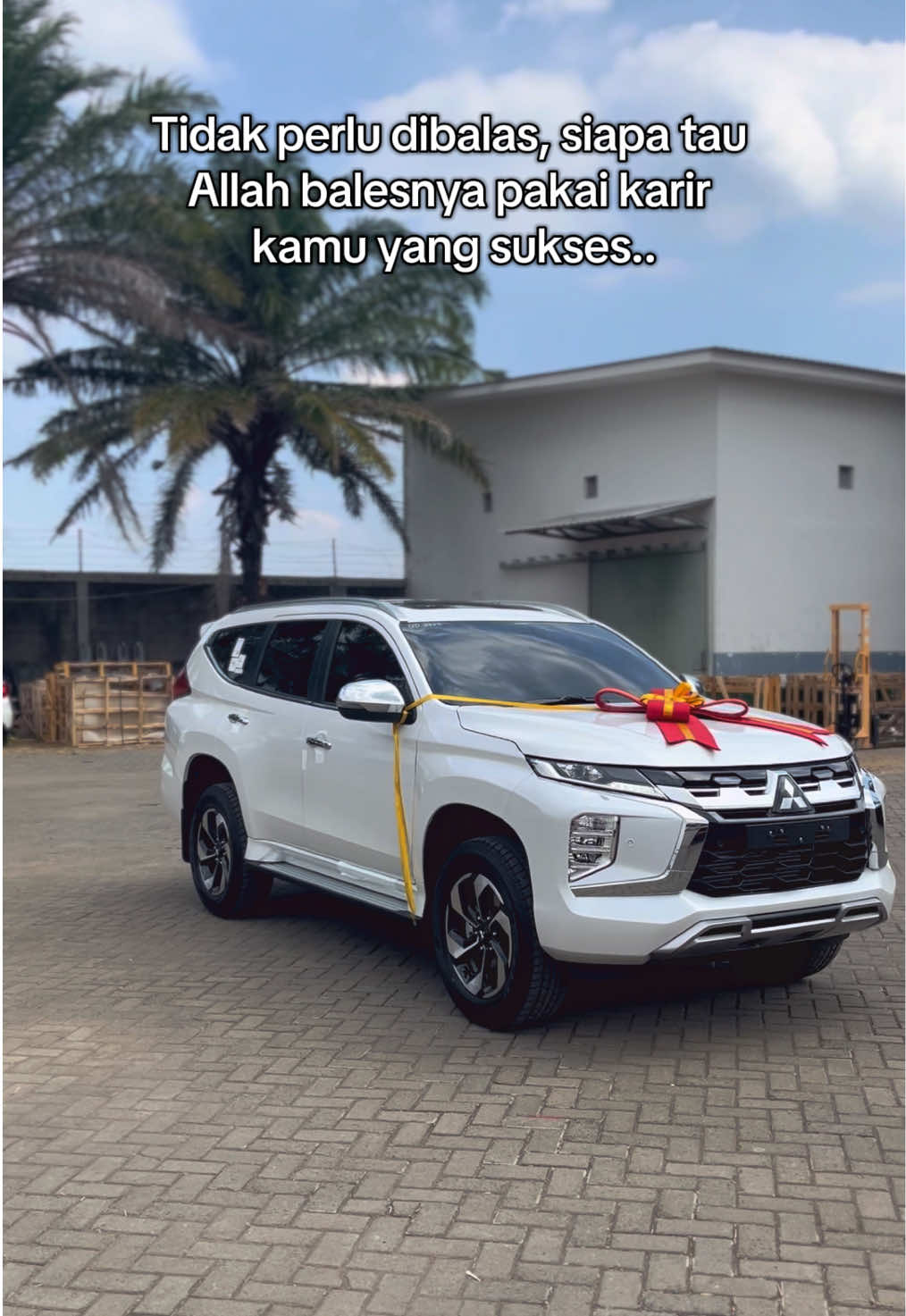 Ready unit baru Mitsubishi Menerima pembelian: - Cash - Bunga 0% sampai dengan 2Th - Kredit Tenor sampai 8Th - COP - Fleet Info lebih lanjut bisa hubungi Mas Bram  #mitsubishi #mitsubishikediri #mitsubishijawatimur #mitsubishijombang #pajerosport 
