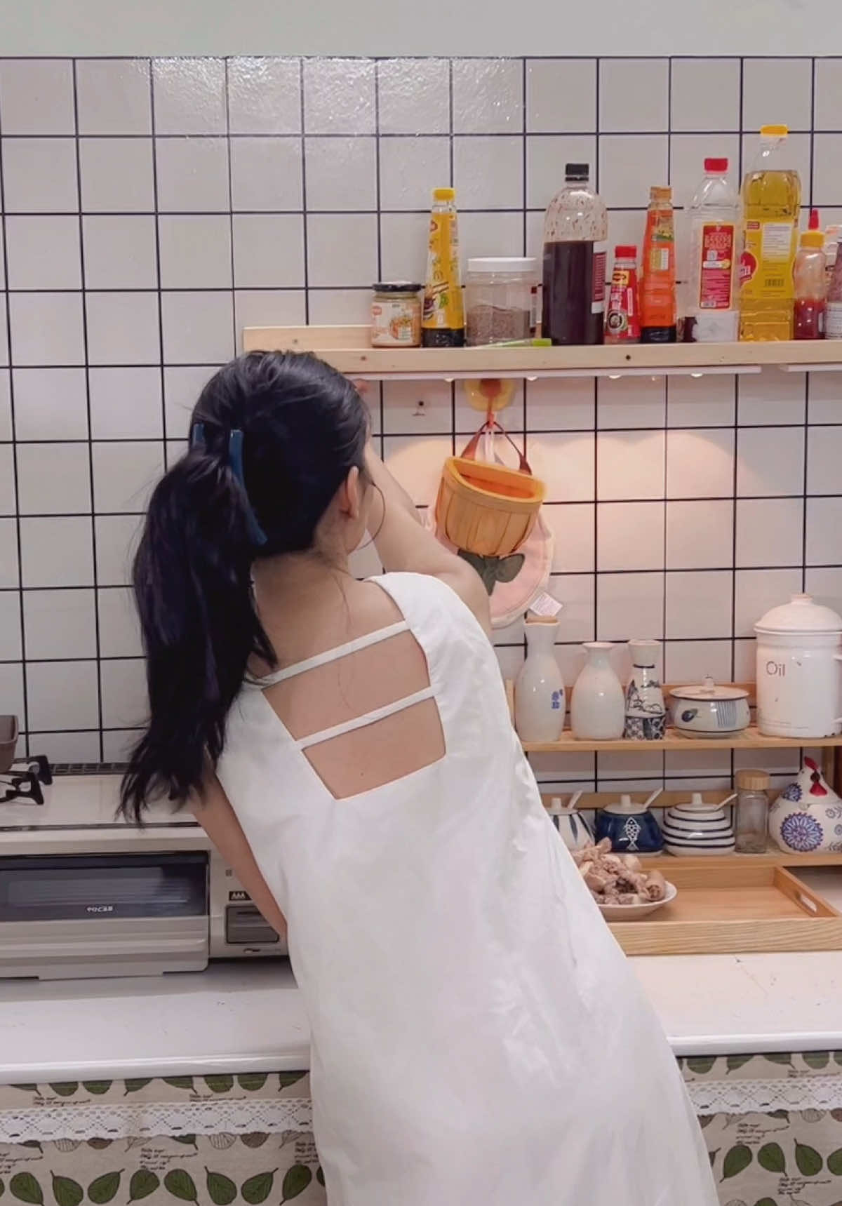 Toàn những chuyện li ti như hạt vừng, nhưng hạt vừng rơi đầy đất lại khiến người ta nhặt đến sụp đổ. #mónngonmỗingày #vlognấuăn  #hômnayăngì #ancungtiktok  #cơmnhà   