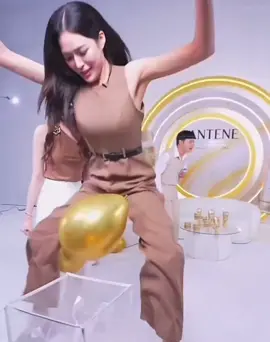 อย่างดื้อเหมาะสมกันสุด#lingorm #หลิงออม #ออมกรณ์นภัส #linglingkwong #หลิงหลิงคอง 