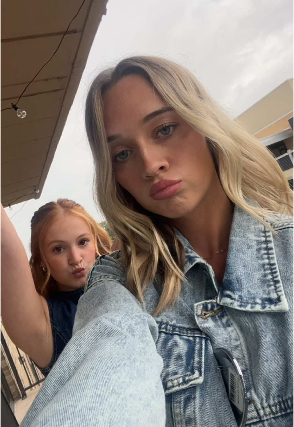 We’re back! Logged into my tik tok and at state woooo