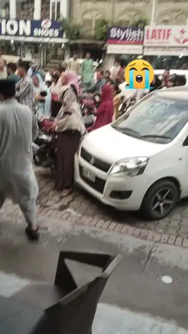 ajj Sialkot cant me langhar ke Duran achnak 😭 Kya huwa ha Kuch nahi pata chala##viralvideo #viralvideo #fyp 