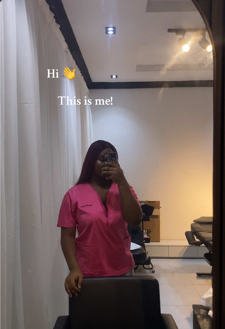 Hi 👋 If this video pops up on your FYP, let’s connect!  Tell me what you do and share one of your creations in the comment section 💗 #skincareformulator #diyskincare #skincareinlagos #skincaretraining #skincareeducation 