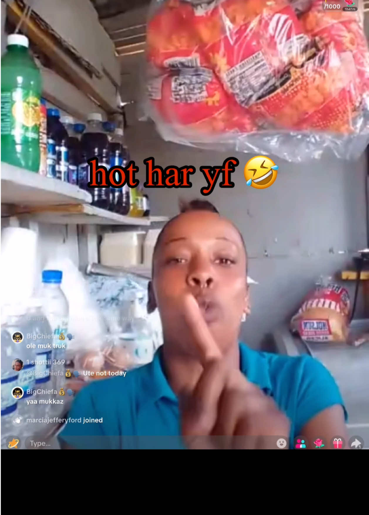 Corner Shop Mukkaz vs #BigChiefa PT 1 #Mukkaz #jamaicangirl #valiant #ayetian @brina._Ӿ₮ⱤɆɆ₥₣ł₳Ⱨ🔥🇯🇲‼️ @KAKAHIGHFLAMES🇯🇲 @Annmarievaz🇯🇲 @39gud 