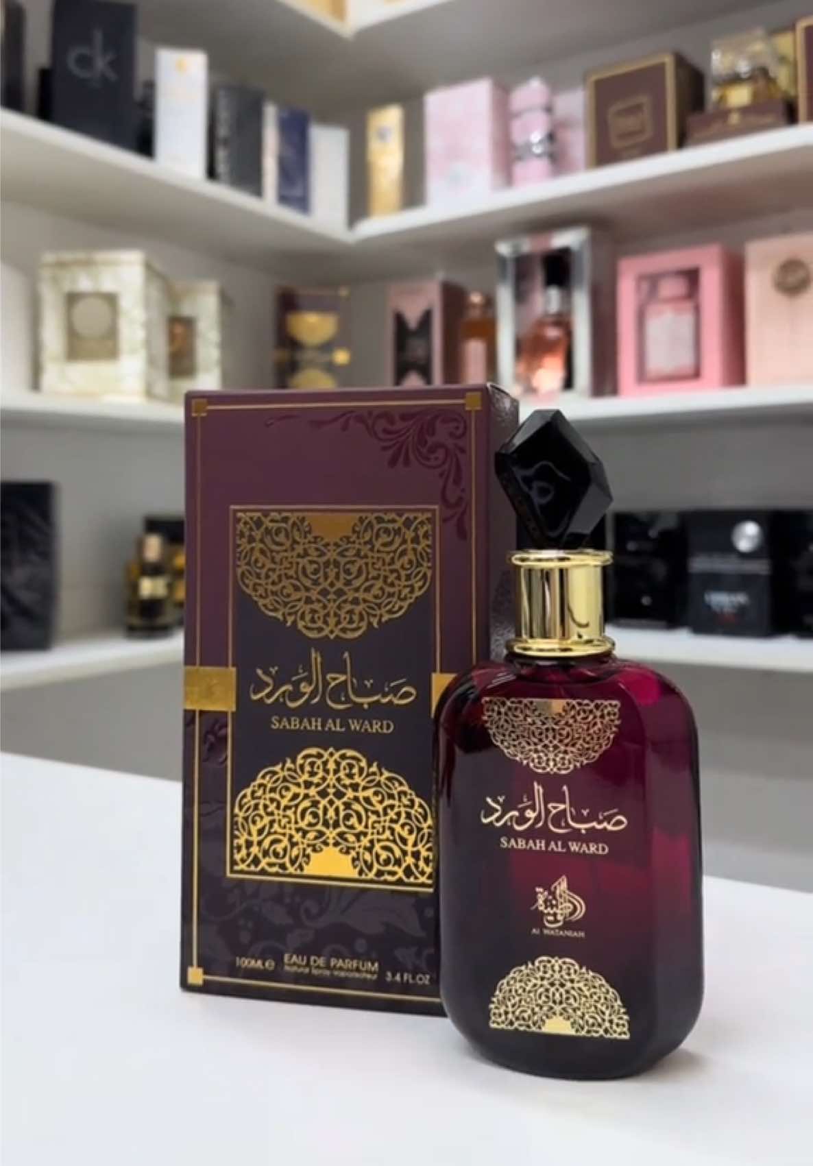 ✨🌹 Descubre la magia de Sabah al Ward 🌹✨ Un perfume árabe elegante, floral y romántico, perfecto para quienes buscan frescura y distinción en cada gota. 💖 📩 Contáctanos para más info o para conseguir el tuyo.  📲 0983556861 #fyp #paratii #perfumeárabe #alwataniah #sabahalward 