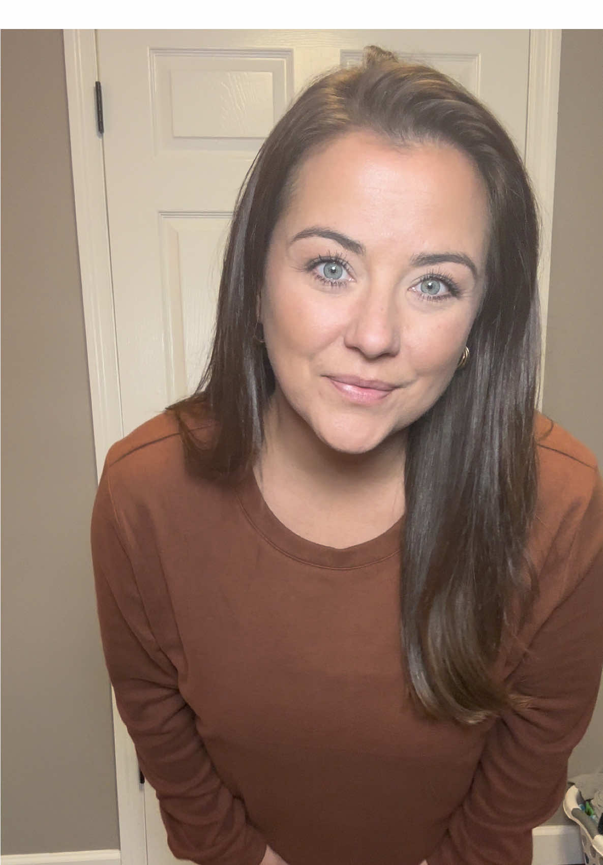 Such a soft and good top to pair with leggins! 