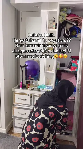 Ada yang sama ga bund?? Jangan salfok sama lemariku yg super berantakan yaa😅 #pregnancyjourney #bumiltm3 #bumil #tm3 