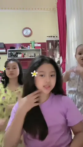 Cr:@nauraa.mygrlss   @rnixx 